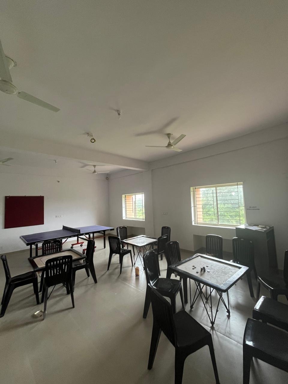 PLAY ROOM